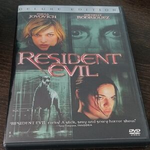 Resident Evil Deluxe Edition DVD